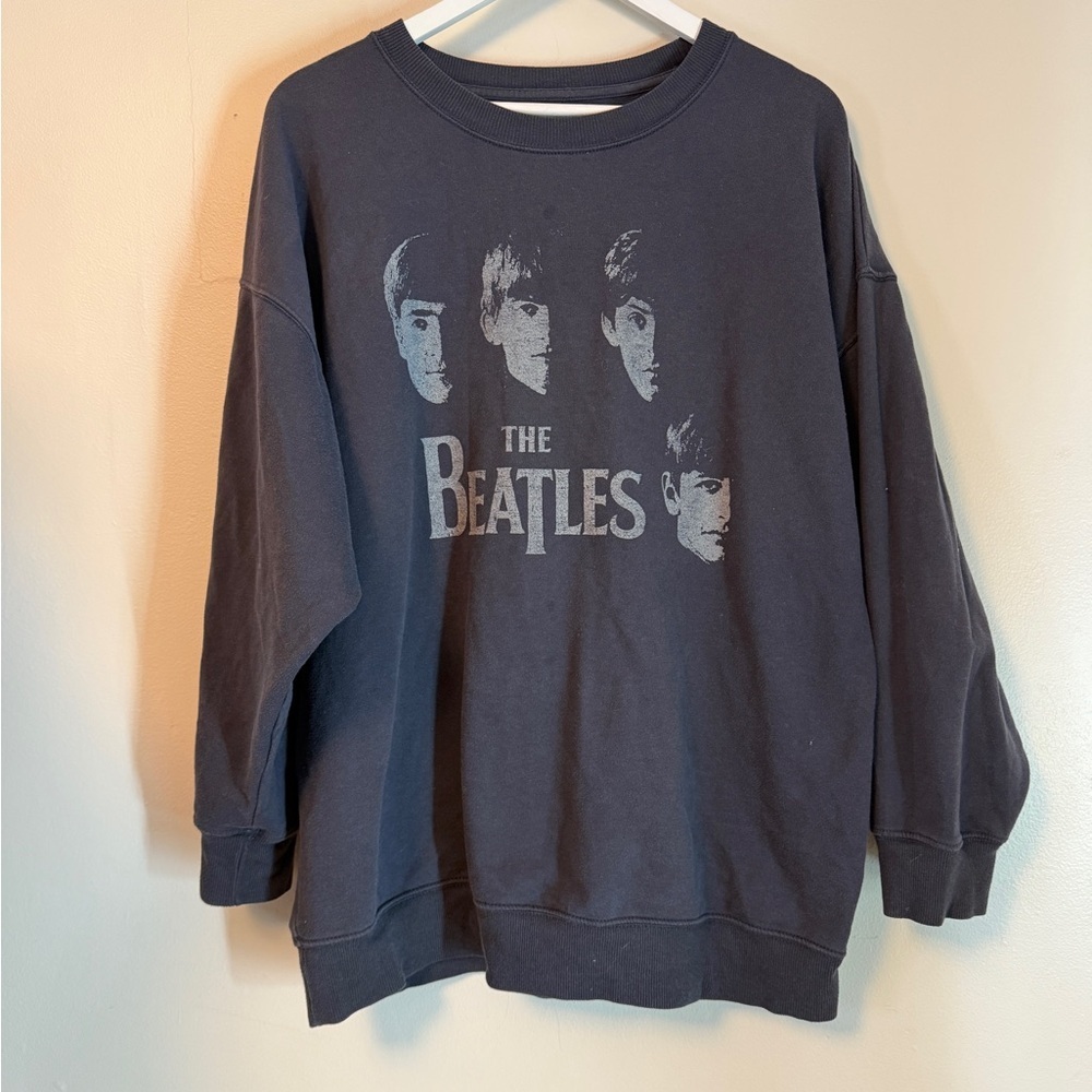 The Beatles Crewneck Pullover Sweatshirt Tailgate Brand Women’s Large Charcoal
